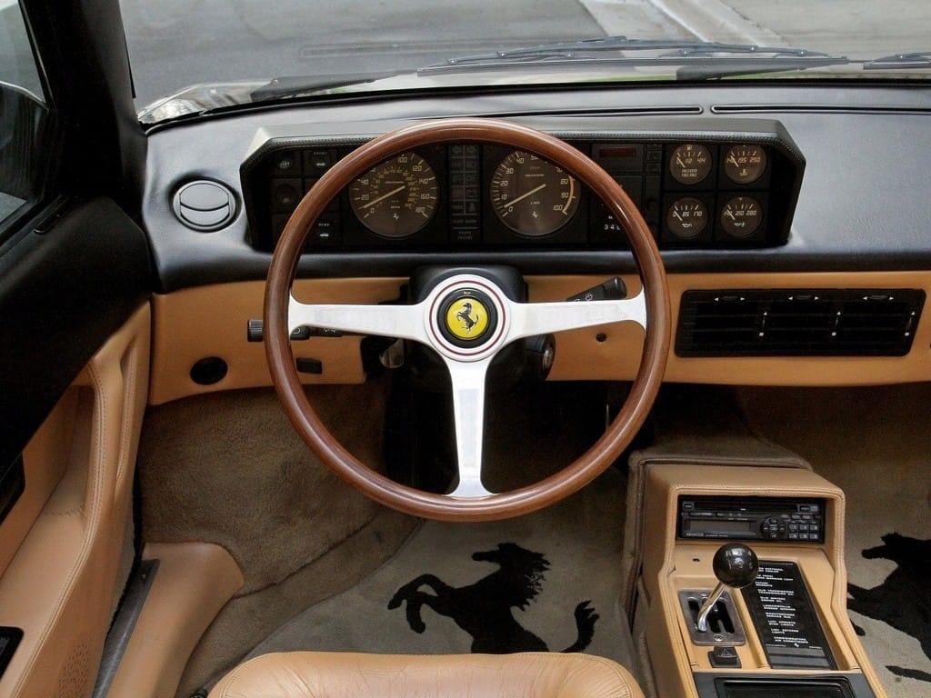 Ferrari Mondial Cabriolet Day Classic