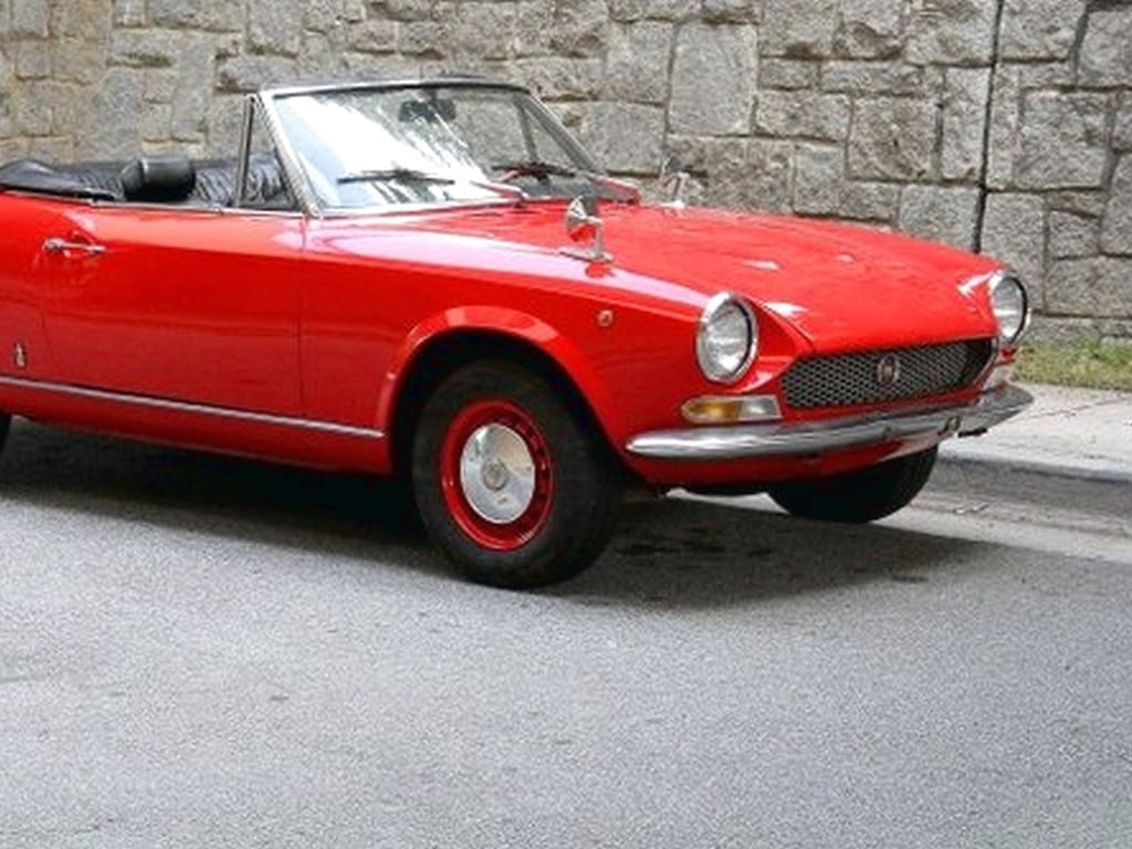 1971 Fiat 124 Spider - 2Day Classic