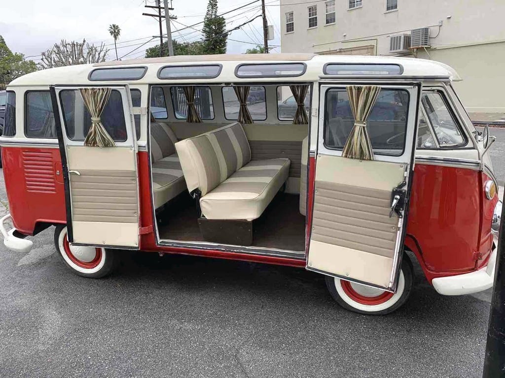 1967 Volkswagen Samba Bus - 2Day Classic